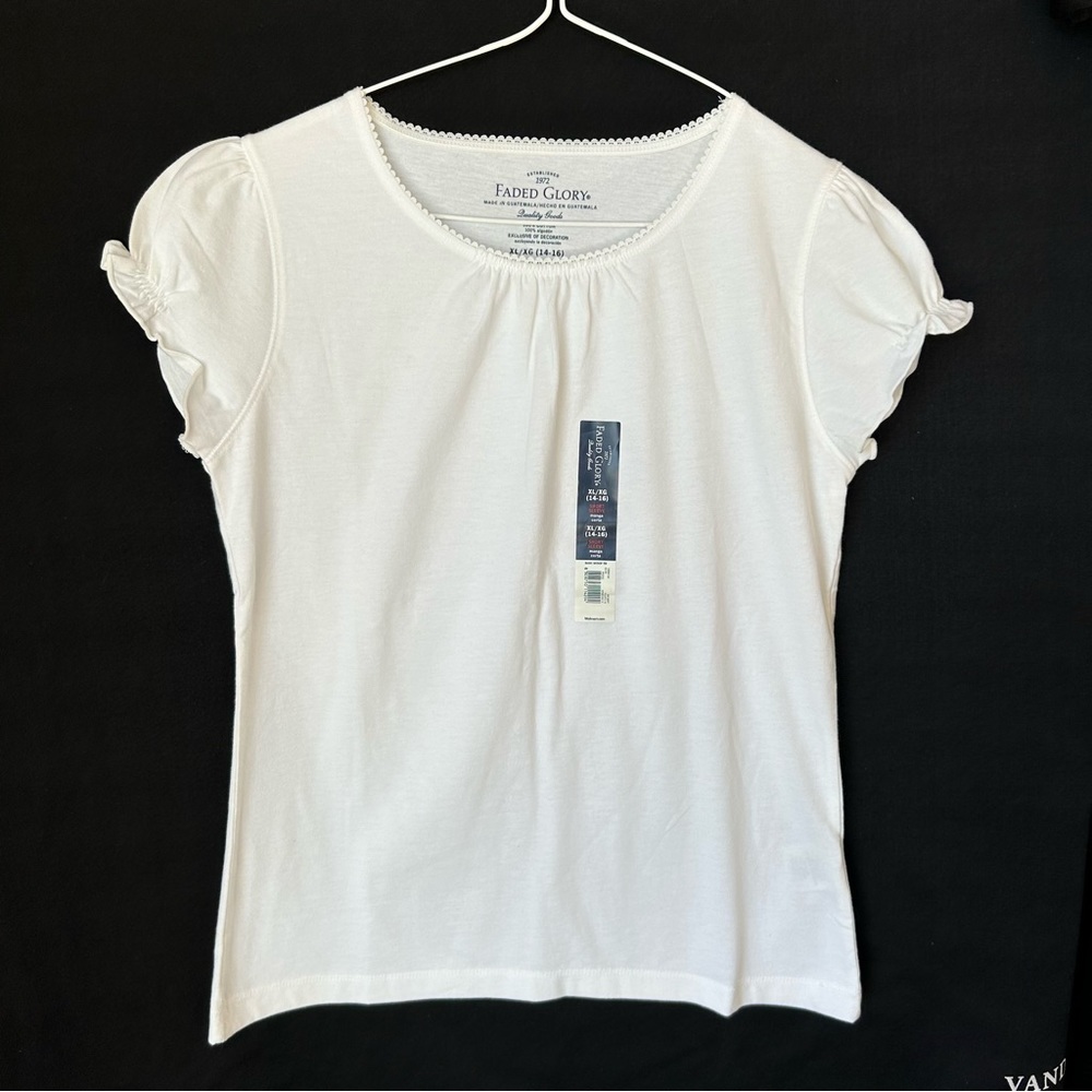 💥Faded Glory White Lace Edge Neck Short Sleeve Knit Shirt Size 14-16